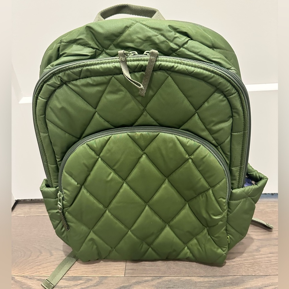 Vera Bradley Ultralight Essential Large Backpack NWT - Picture 5 of 11